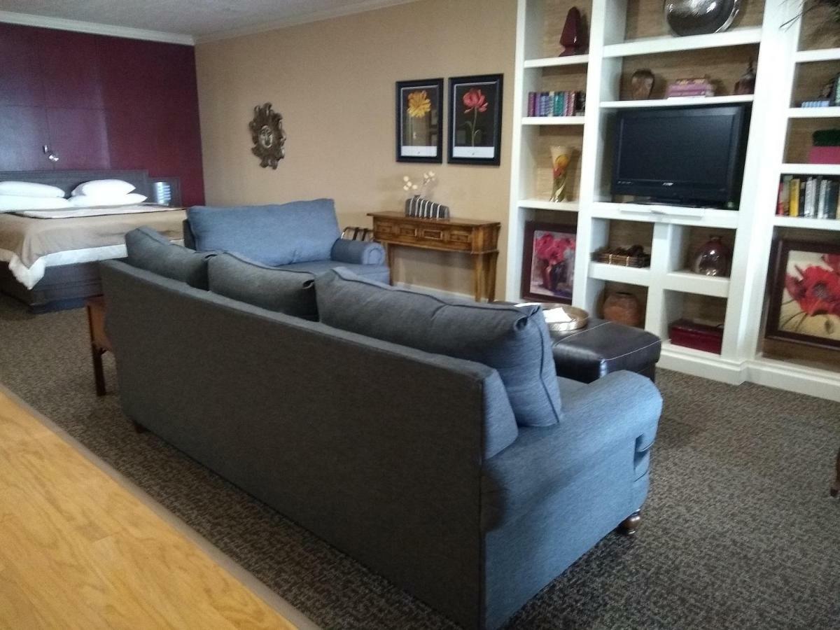 Southern Comfort Suites Mayfield Экстерьер фото